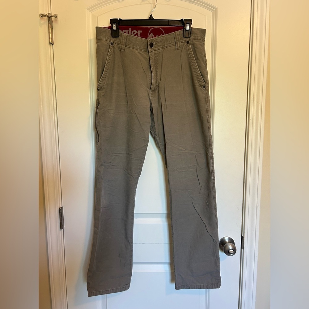Wrangler Men's Khaki Chinos cargo pants